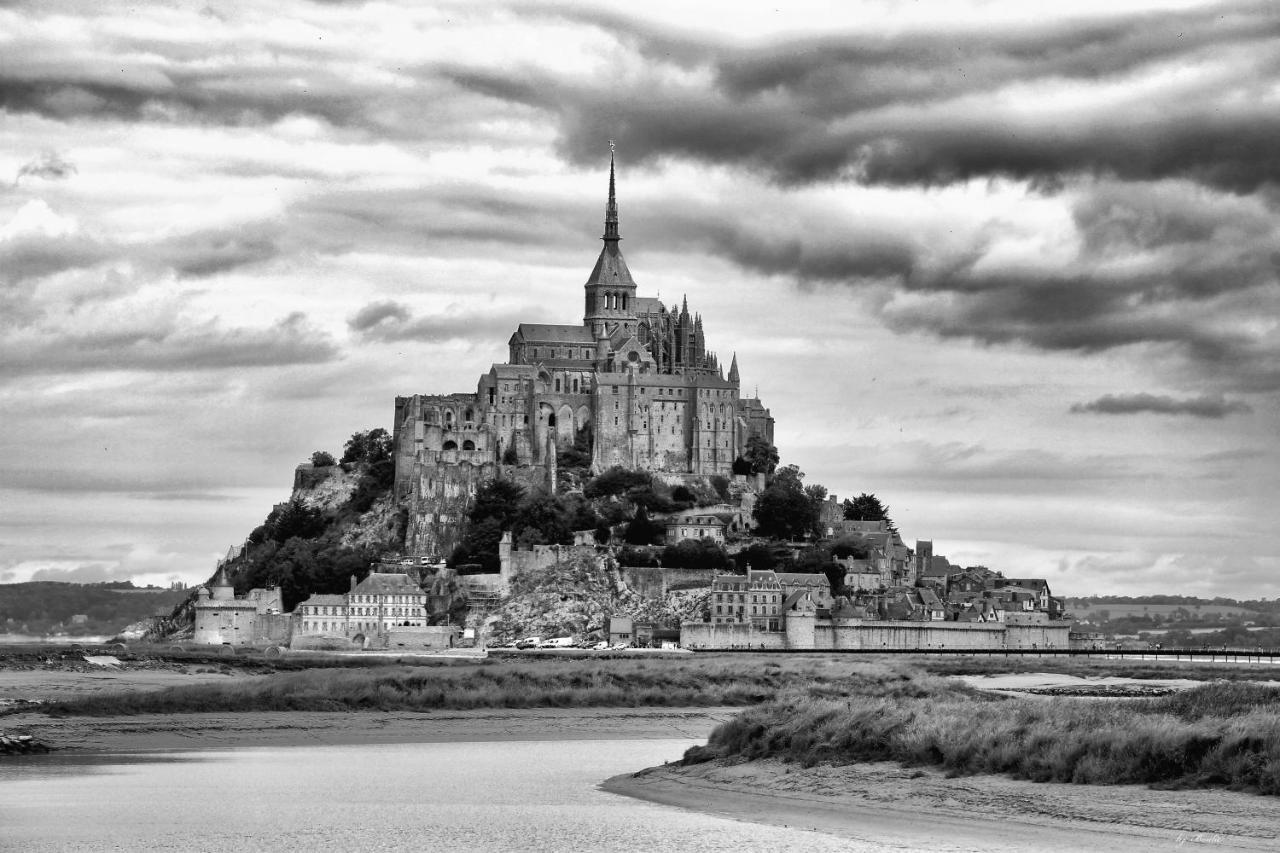 Proche Mont-Saint-Michel, B&B De Charme, Petit-Dejeuner Bio Inclus 外观 照片